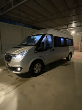 Xe 16 chỗ Ford Transit